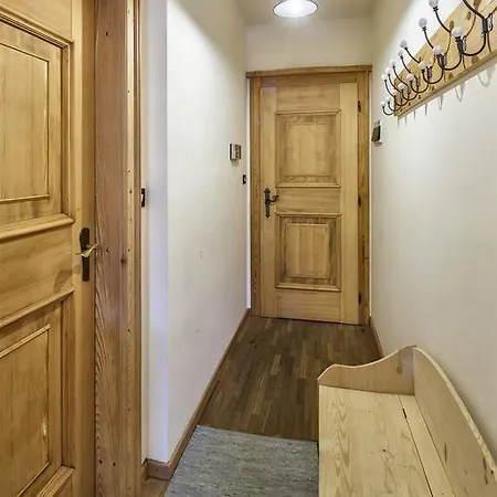 Chalet Alvera - Stayincortina * كورتينا دامبيتزو