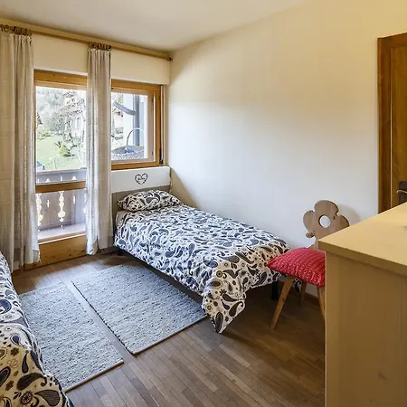 Chalet Alvera - Stayincortina شقة كورتينا دامبيتزو
